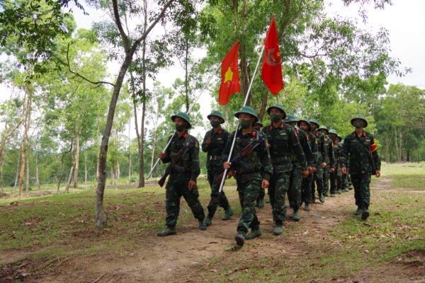 Chiến sĩ mới tự tin bước vào kiểm tra “3 tiếng nổ”