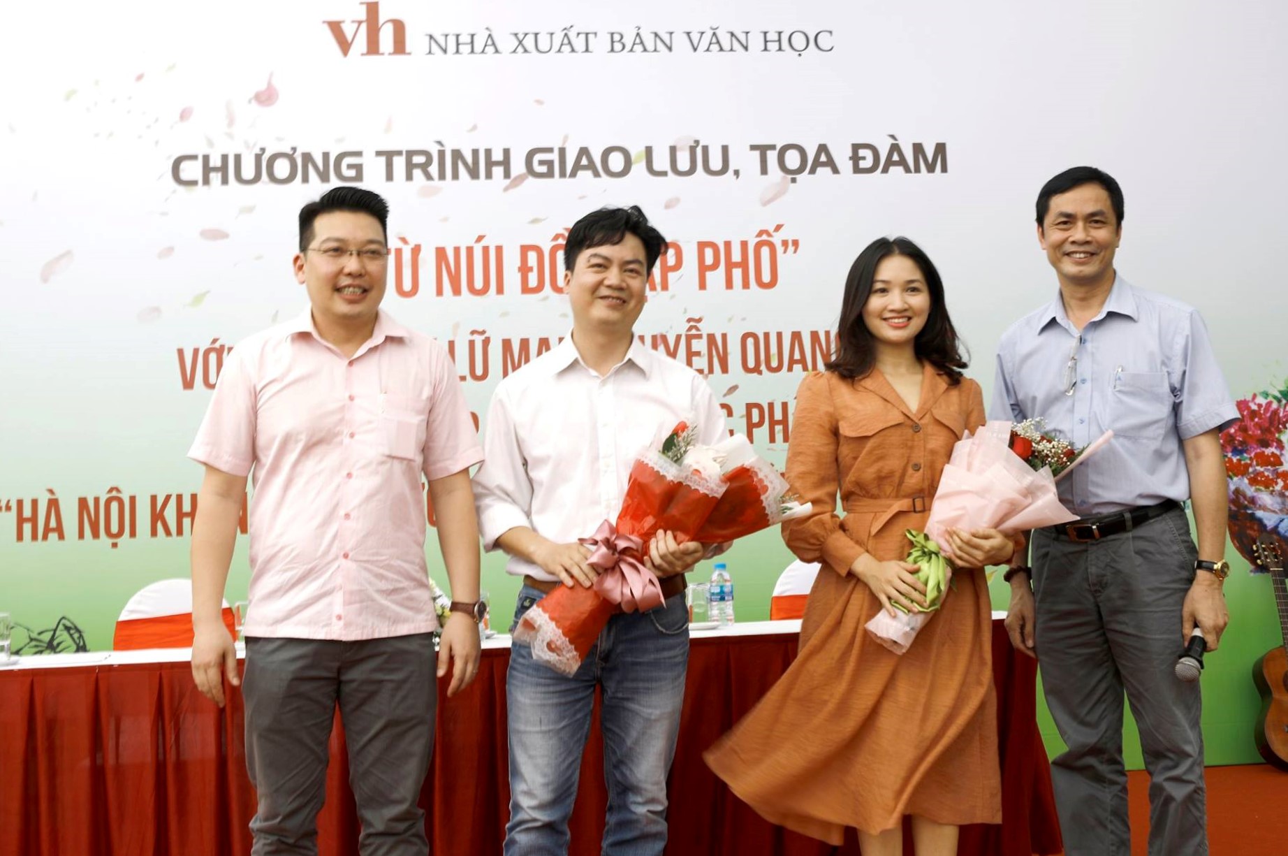 Khơi dậy sự dấn thân sáng tạo của người viết trẻ