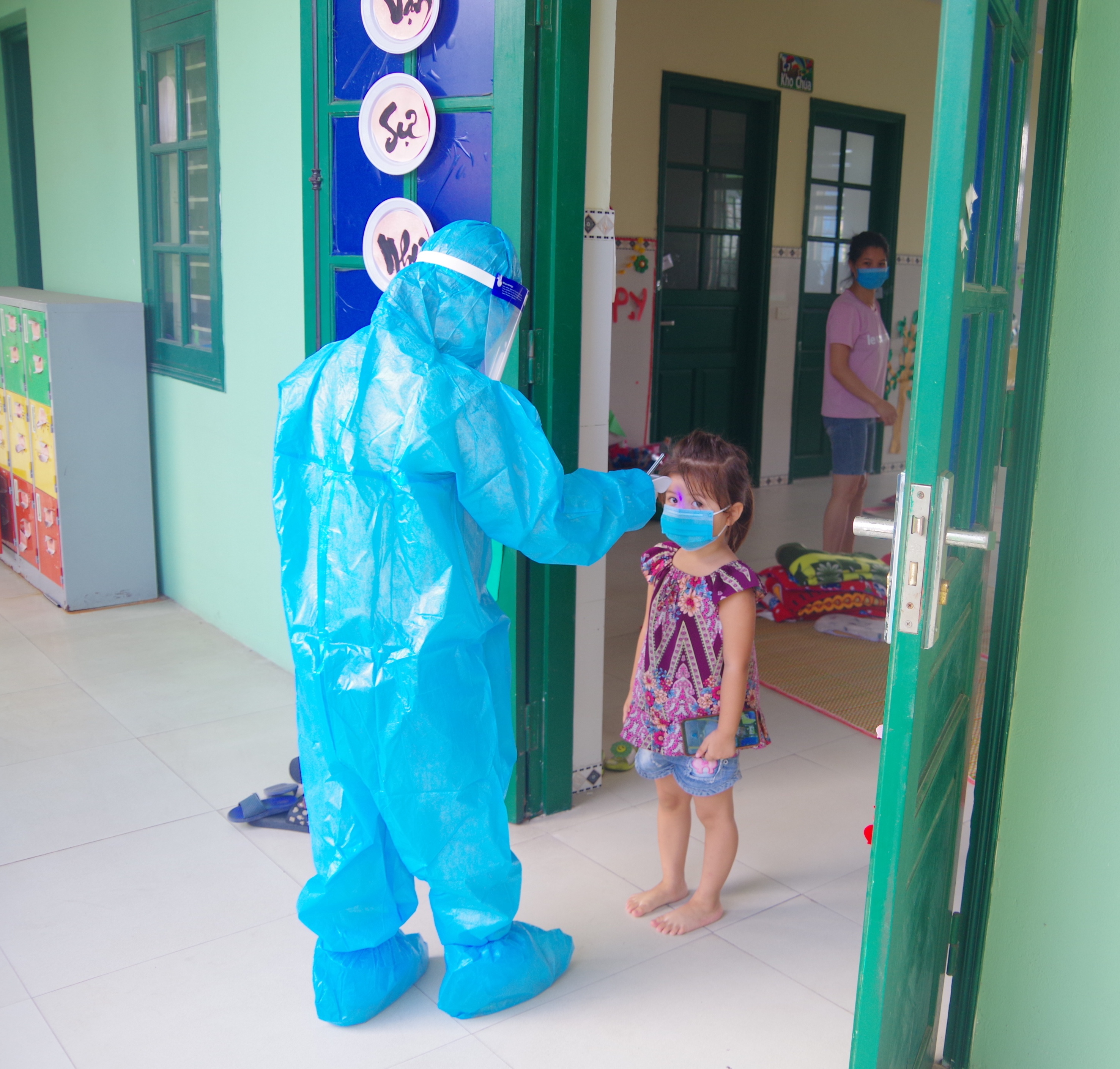 Tỏa sáng phẩm chất Bộ đội Cụ Hồ nơi tâm dịch