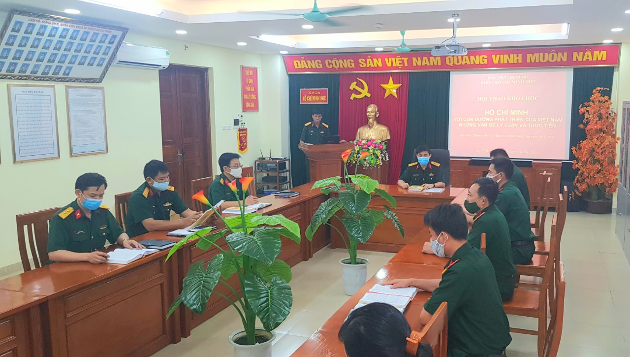 Hồ Chí Minh với con đường phát triển của cách mạng Việt Nam