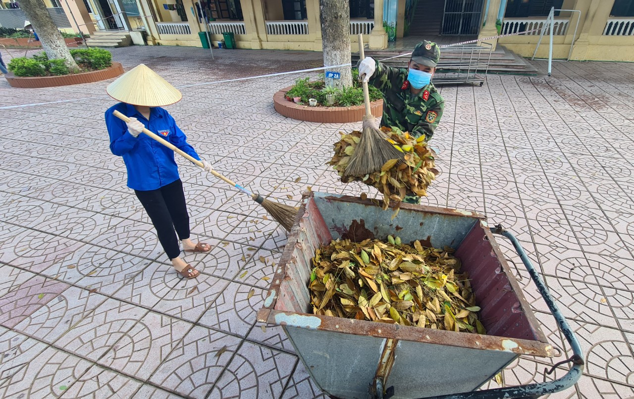 “Tình yêu” trong tâm dịch

