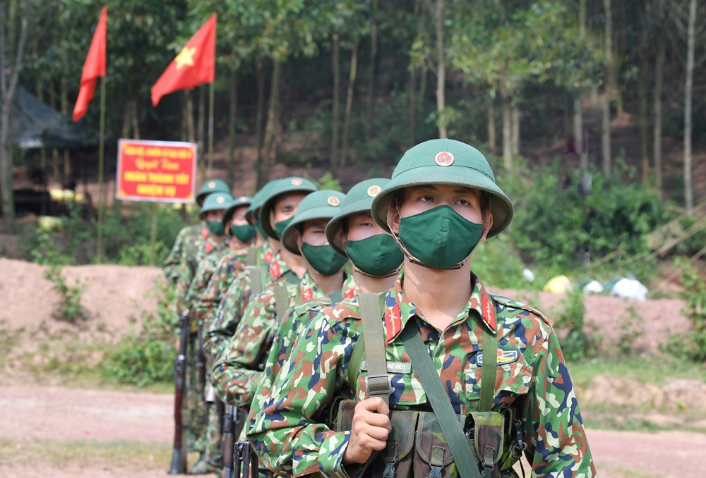 Cán bộ, chiến sĩ các đơn vị sau khi ổn định vị trí trú quân, nhanh chóng bắt tay vào việc huấn luyện sẵn sàng chiến đấu.