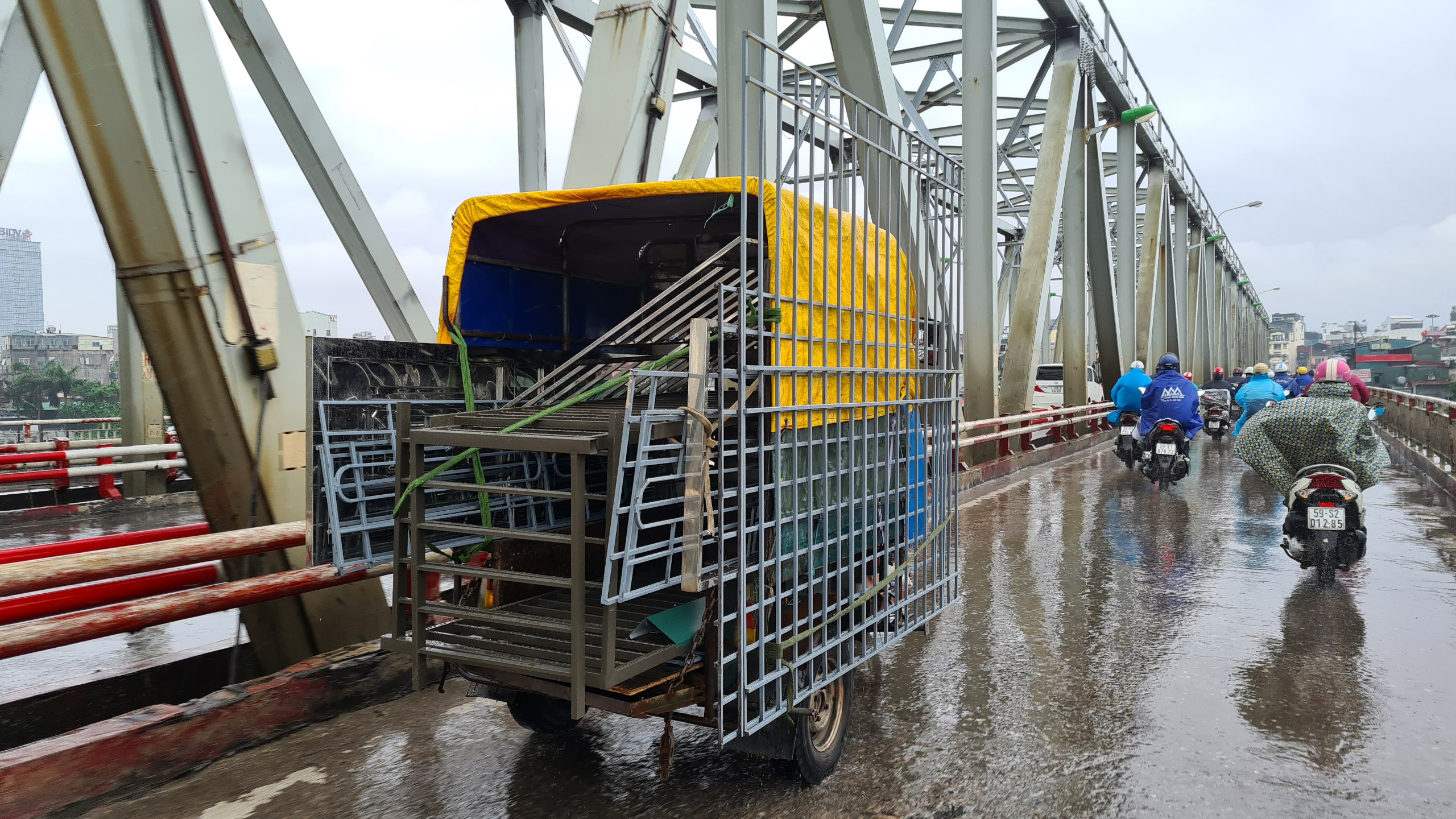 Mất an toàn từ xe ba bánh tự chế