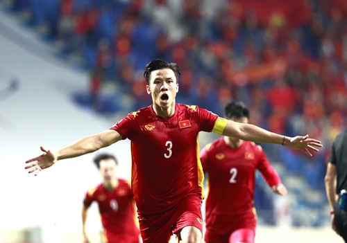 Thắng kịch tính Malaysia, đội tuyển Việt Nam rộng cửa đi tiếp tại vòng loại World Cup