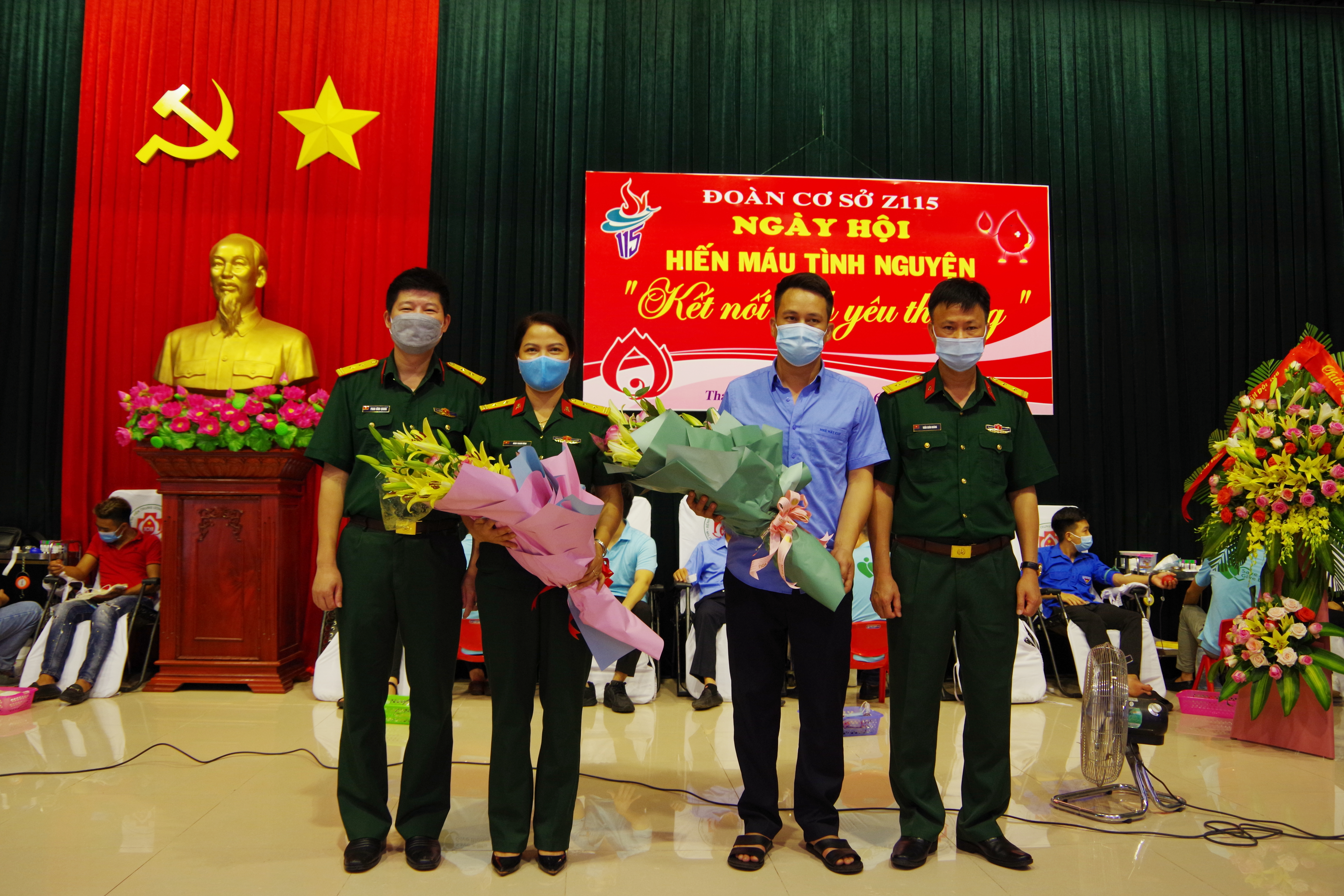 Hơn 500 cán bộ, đoàn viên Nhà máy Z115 tham gia hiến máu tình nguyện