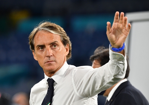Huấn luyện viên Mancini vẫn thận trọng dù Italia thắng giòn giã