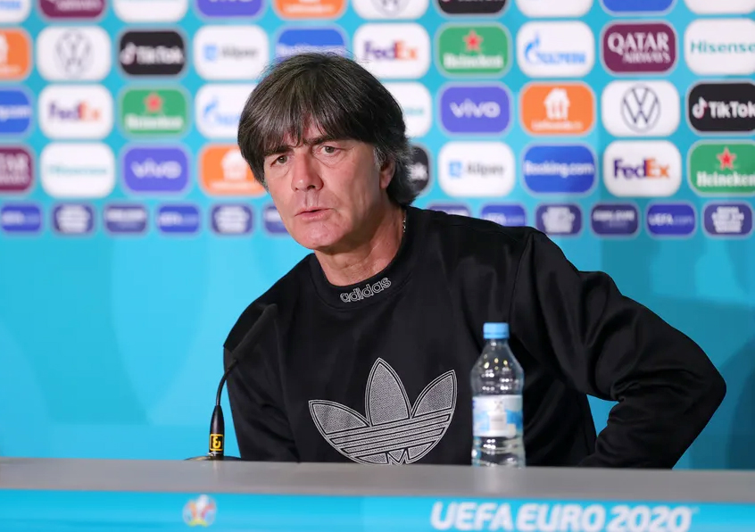 HLV Joachim Low: Đội tuyển Đức quyết tâm vượt qua Pháp

