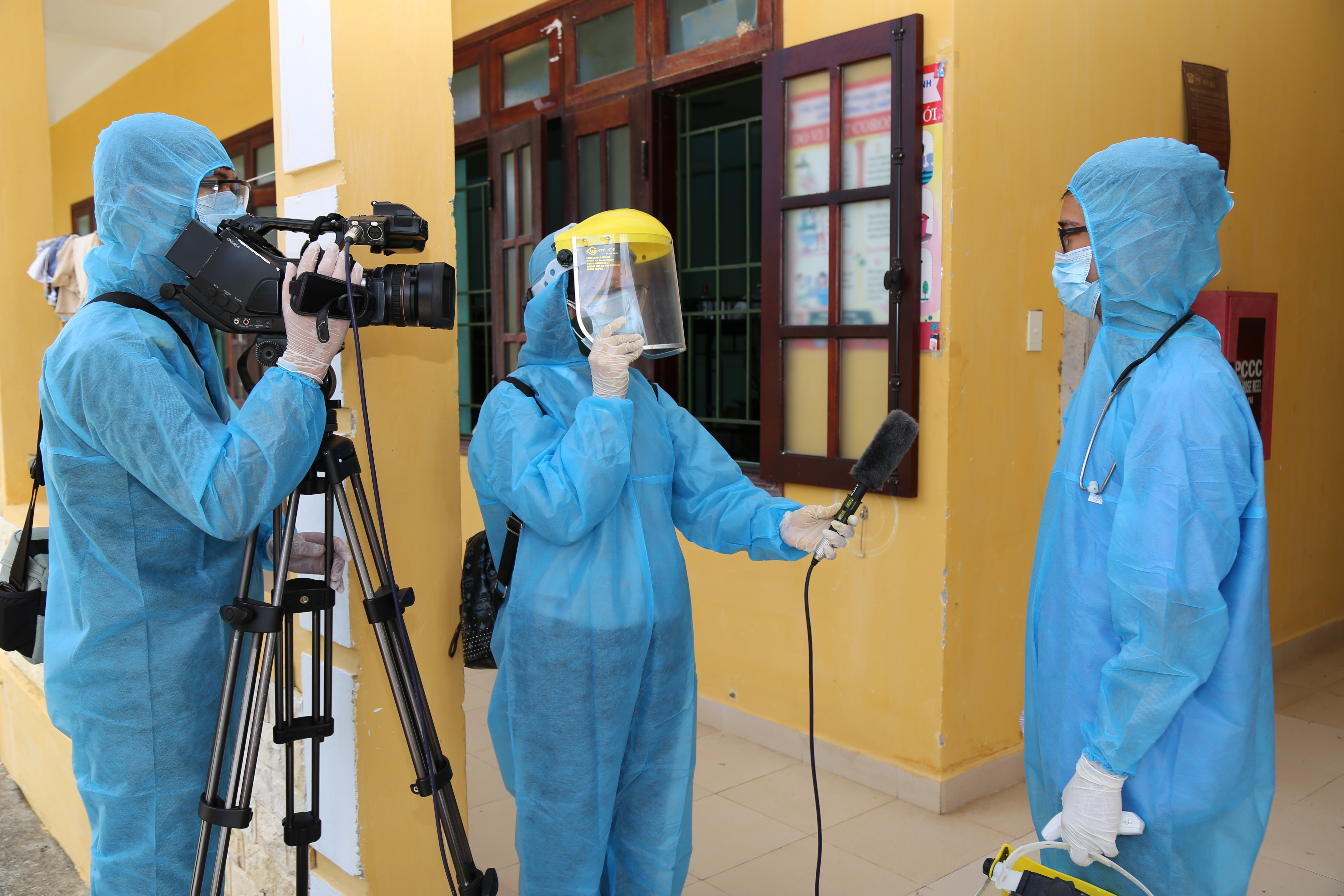 “Chia lửa” cùng tuyến đầu 