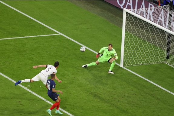 Pháp - Đức: Trận cầu kịch tính 