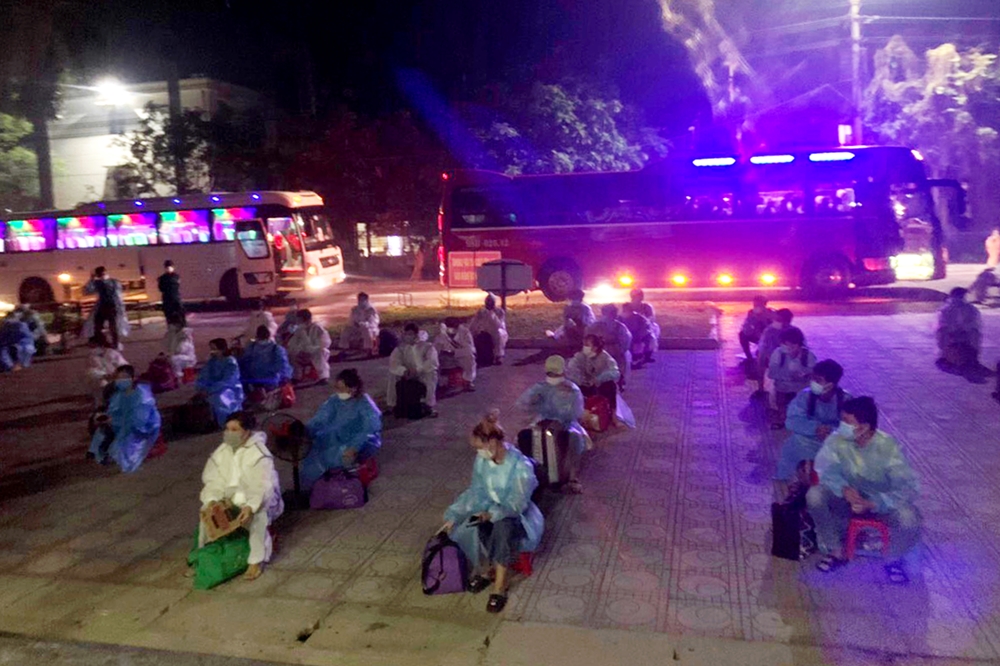 Tiếp nhận 500 công dân đến cách ly trong đêm.