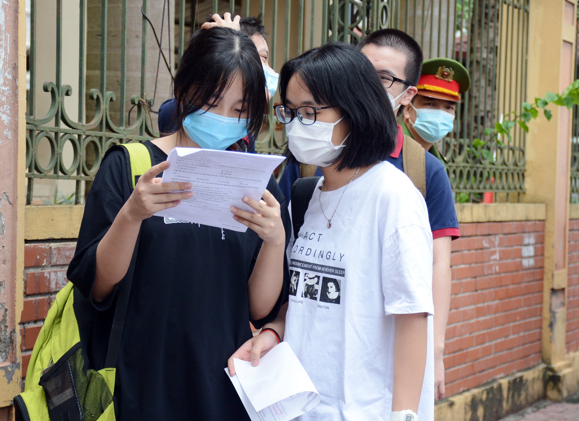 Hà Nội công bố biểu điểm, đáp án các môn thi vào lớp 10