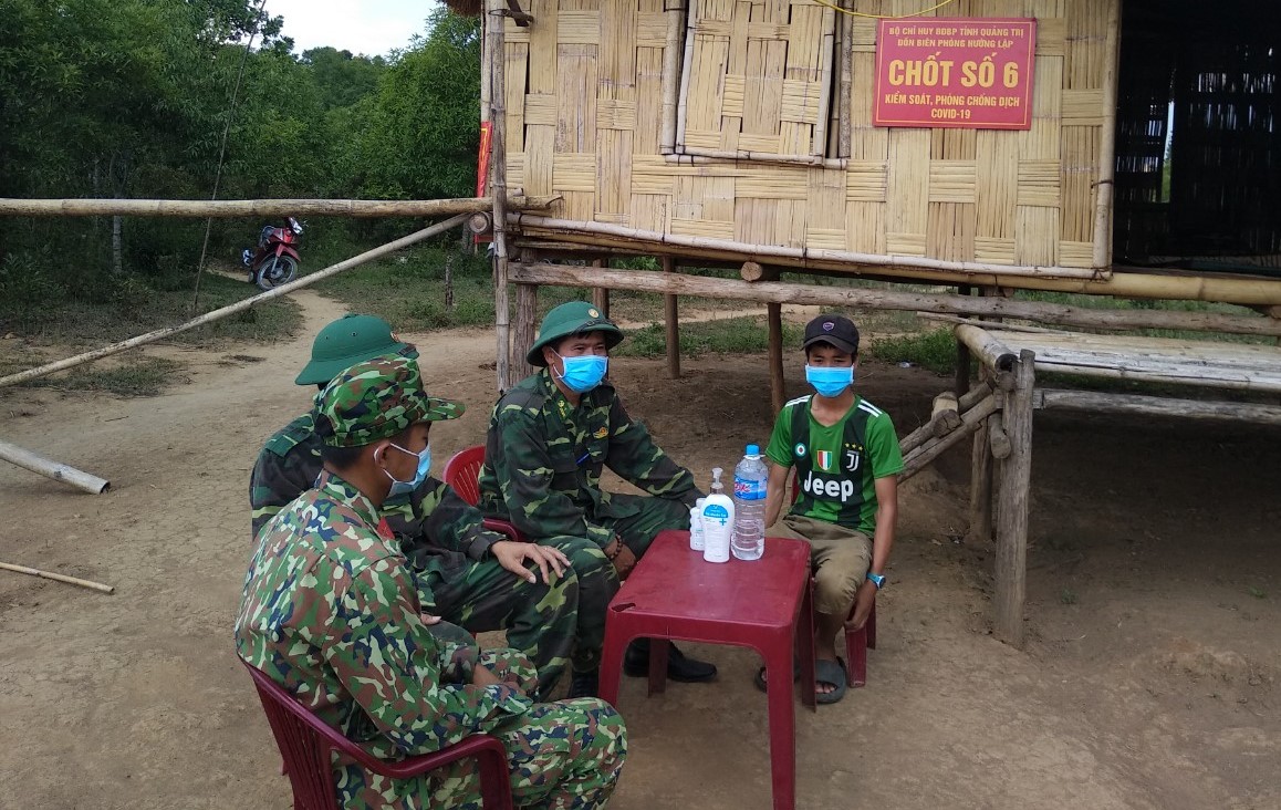 Cậu bé Vân Kiều giúp Bộ đội Biên phòng quản lý, bảo vệ biên giới, phòng, chống dịch Covid-19