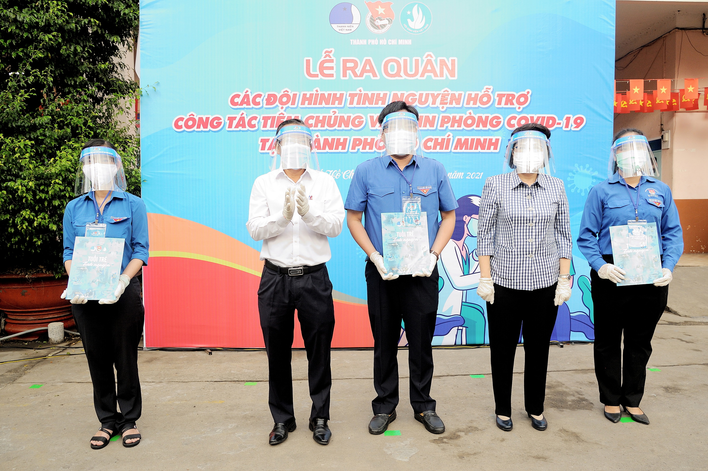 Hơn 4.000 tình nguyện viên tham gia hỗ trợ chiến dịch tiêm vaccine phòng Covid-19