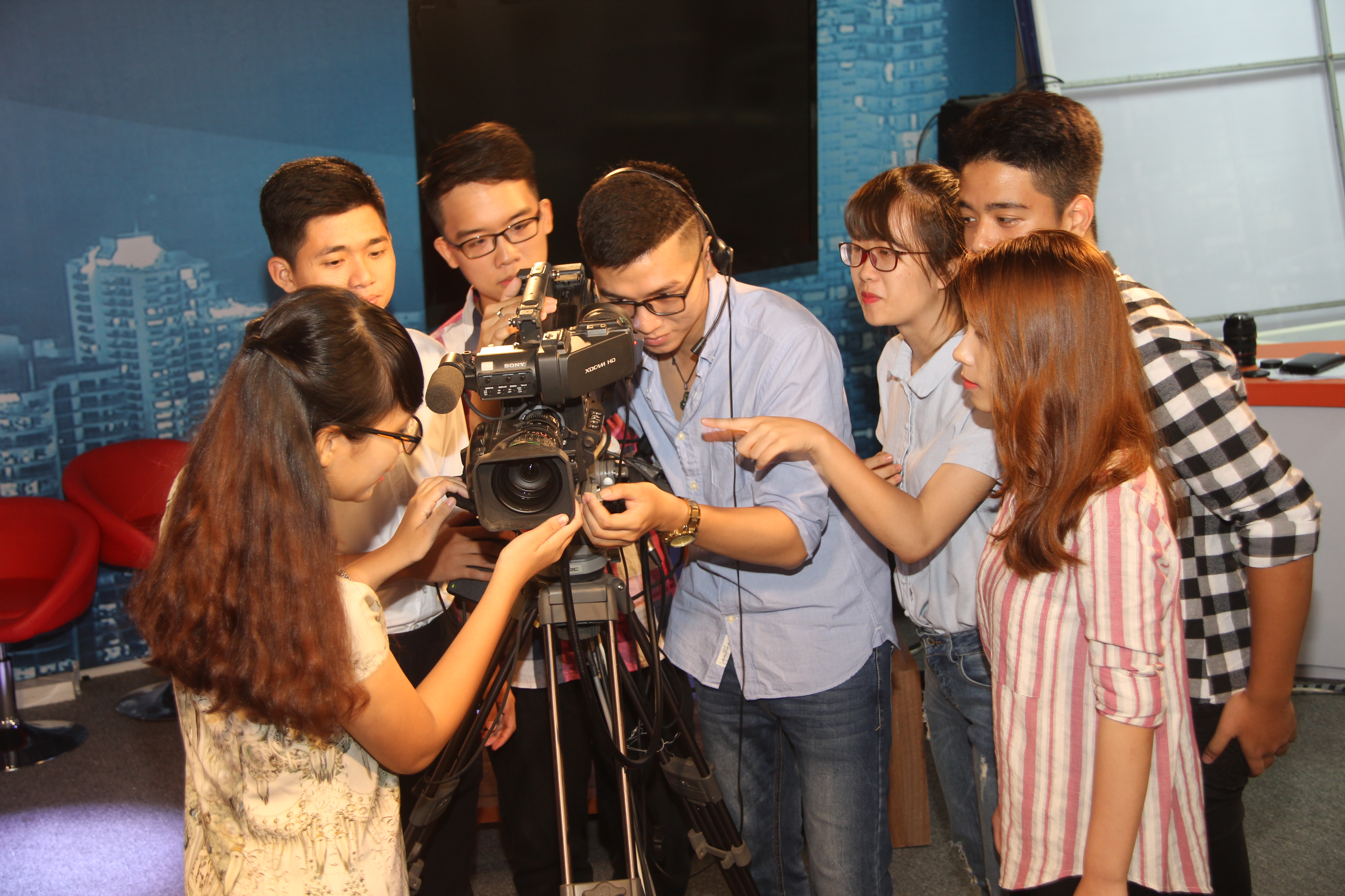 Thách thức trong đào tạo báo chí thời đại truyền thông số