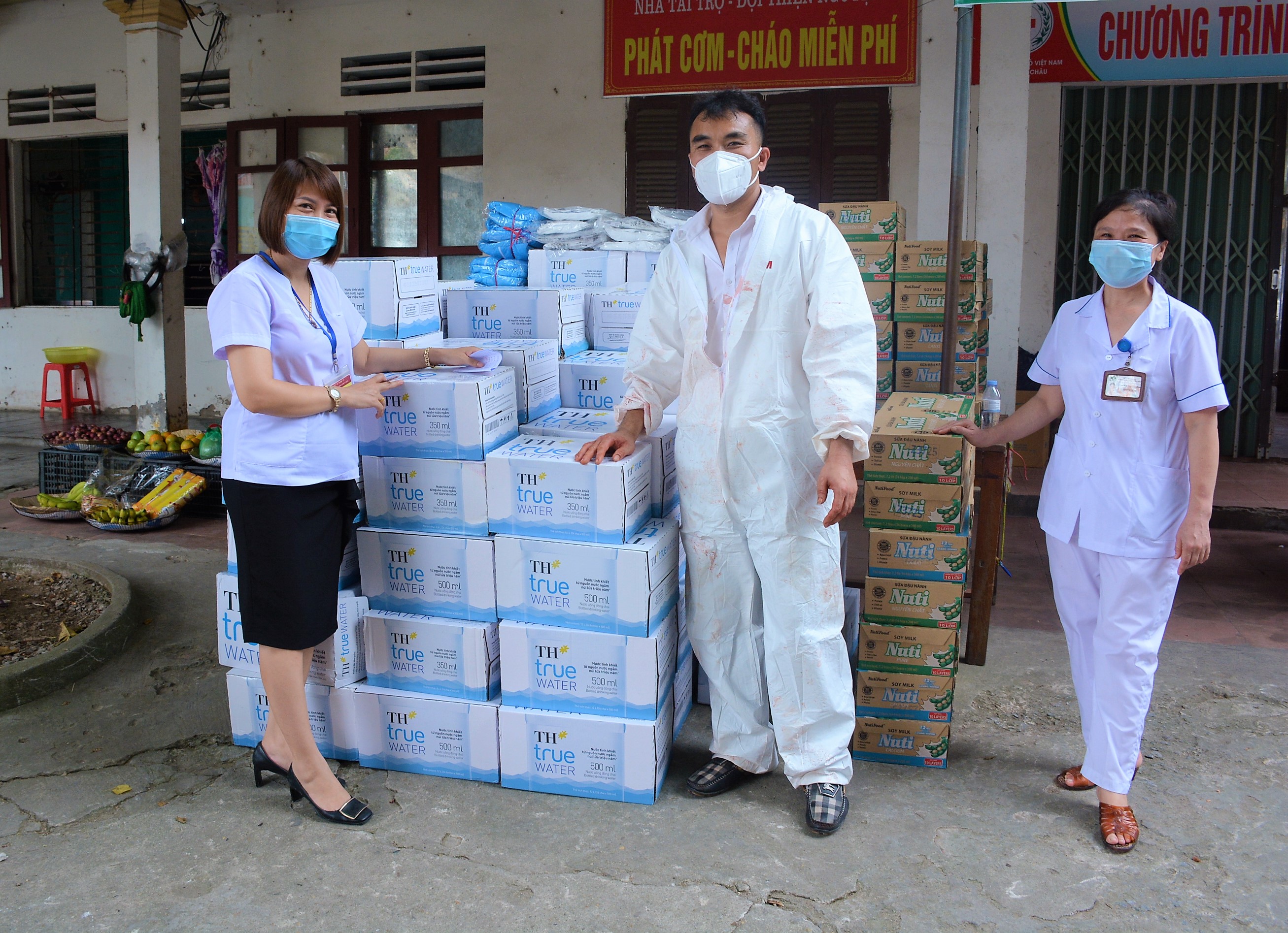 Người dân Nghệ An đồng lòng chống dịch