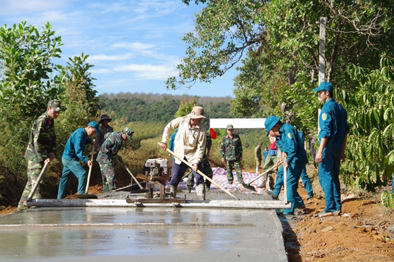 Chỉ thị của Ban Bí thư về tăng cường sự lãnh đạo của Đảng đối với công tác giảm nghèo bền vững đến năm 2030