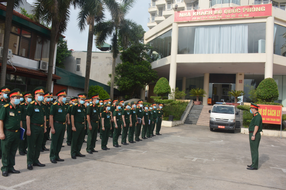 Cục Hậu cần Bộ Tổng Tham mưu luyện tập xử lý tình huống tiếp nhận cách ly y tế