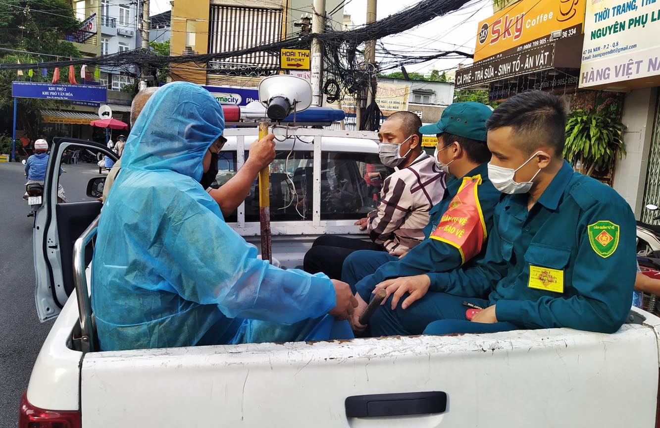 Dân quân quận 8 (TP Hồ Chí Minh) dũng cảm bắt cướp