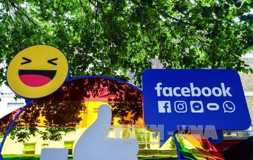 ĐỂ KHÔNG “LẠC LỐI” TRÊN MẠNG XÃ HỘI