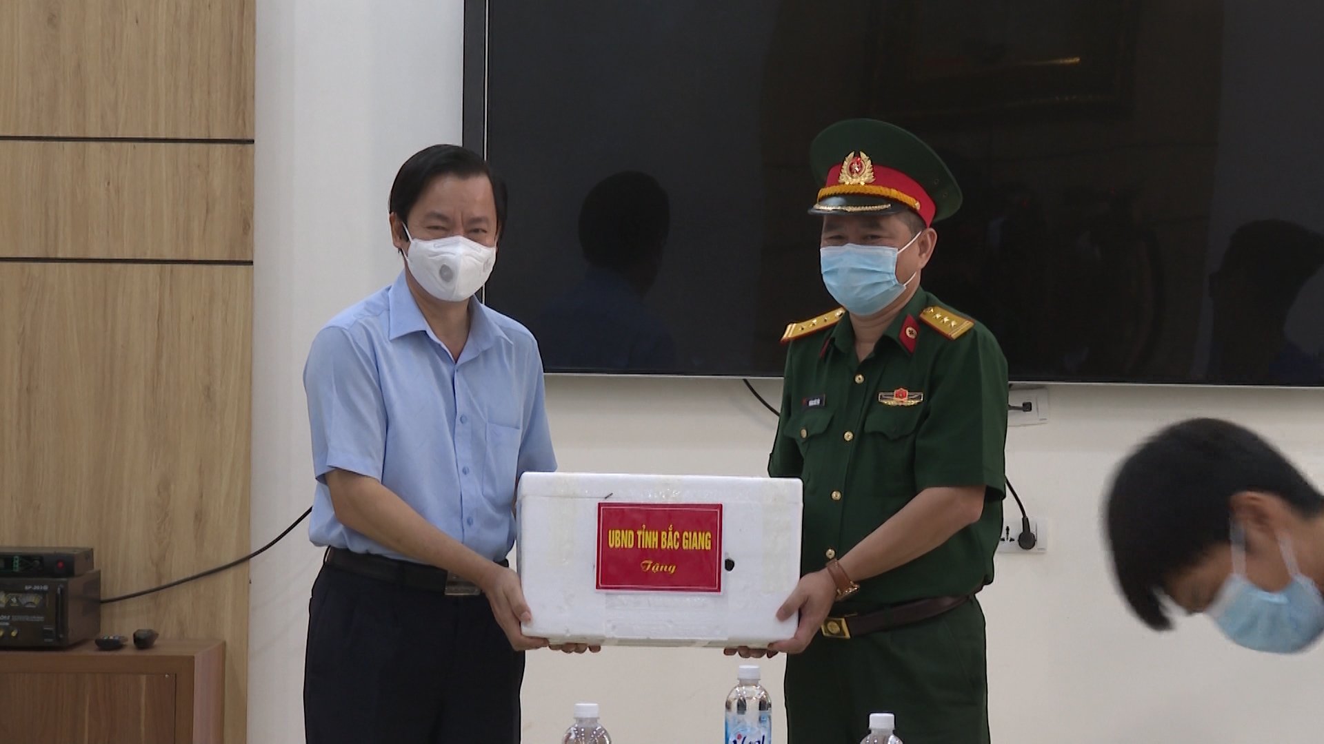 Bài 3: Những thủ lĩnh tìm và diệt SARS-CoV-2

