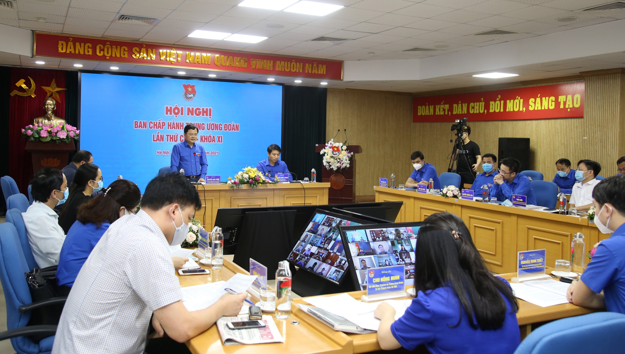 Đổi mới mạnh mẽ nội dung và phương thức hoạt động của công tác Đoàn