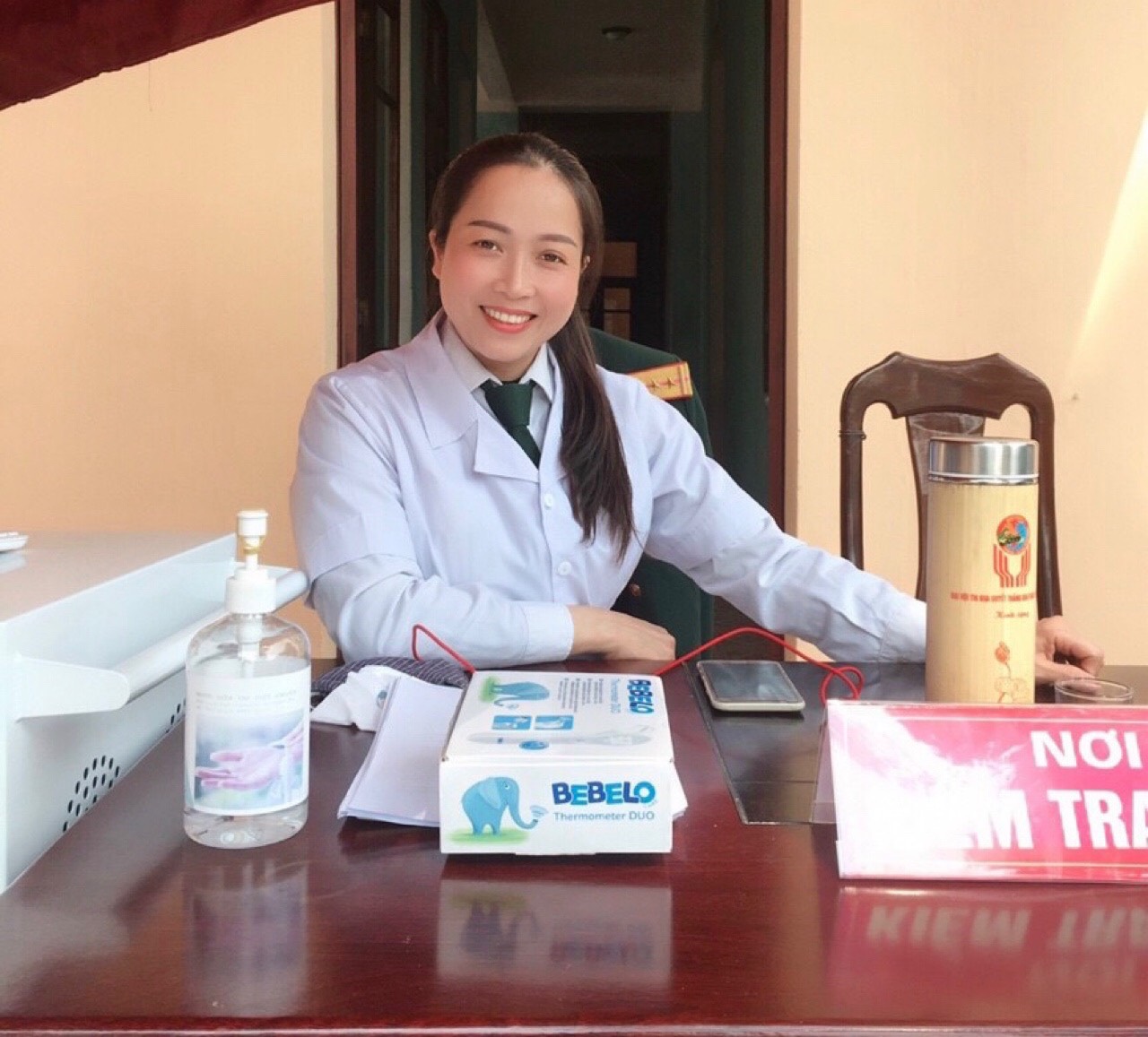 Cô dược sĩ đa năng