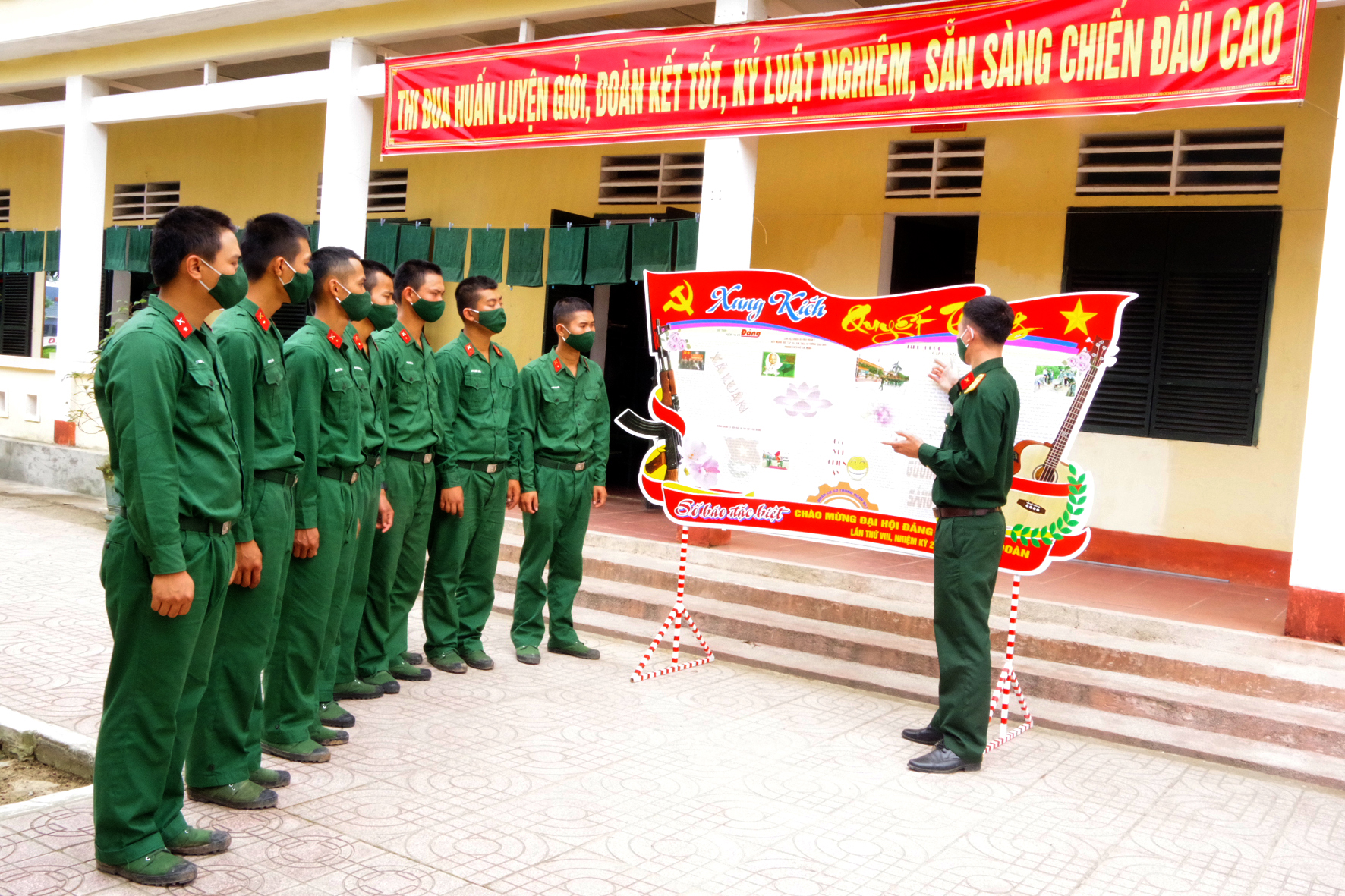 Một số vấn đề về đổi mới, nâng cao chất lượng hoạt động công tác Đảng, công tác chính trị 