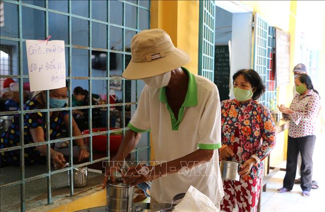Tình dân tộc, nghĩa đồng bào trong đại dịch