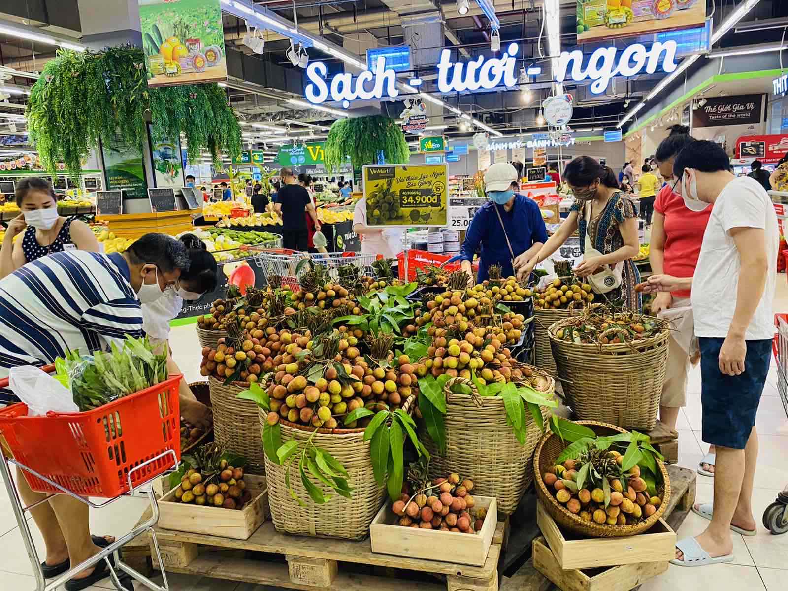Thị trường trong nước - bệ đỡ vững chắc cho tăng trưởng kinh tế