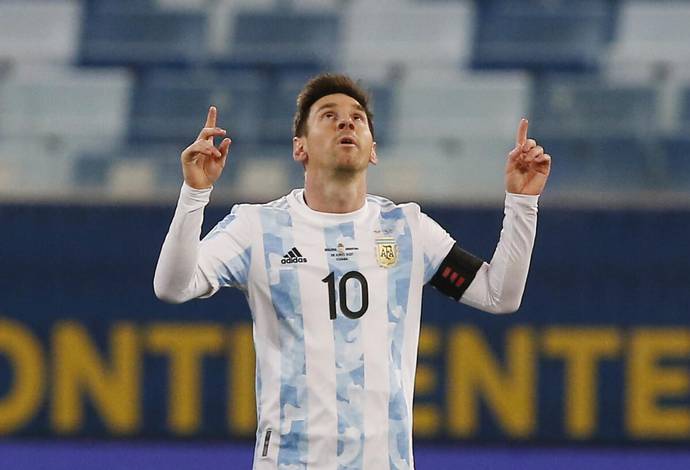 Messi tỏa sáng, Argentina bất bại tại Copa America 2021