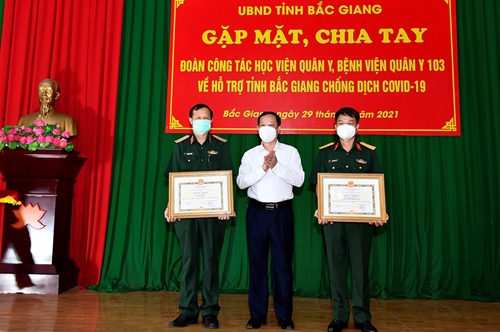 UBND tỉnh Bắc Giang gặp mặt, chia tay đoàn công tác Học viện Quân y