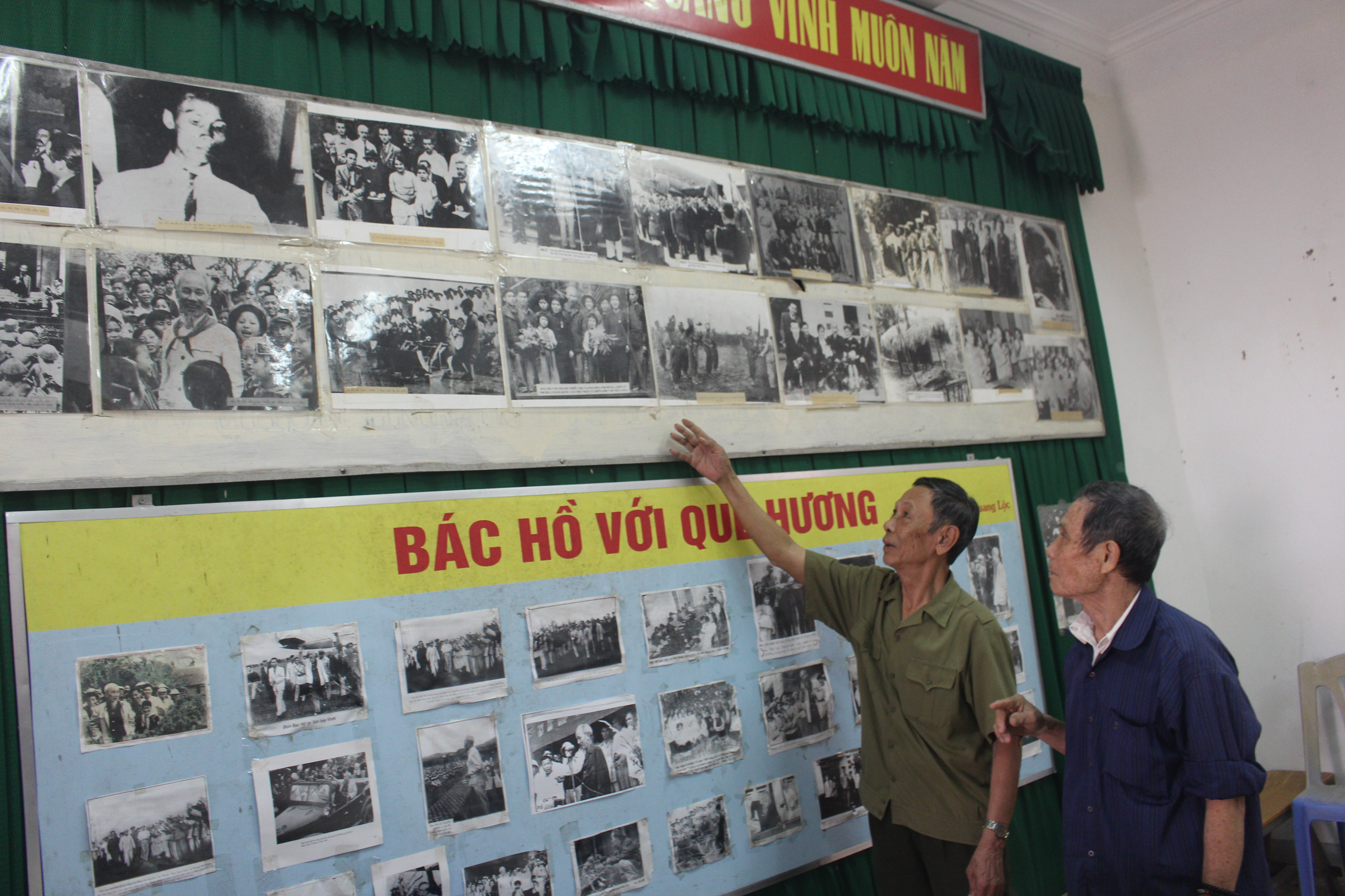 Cựu chiến binh say mê sưu tầm ảnh Bác Hồ