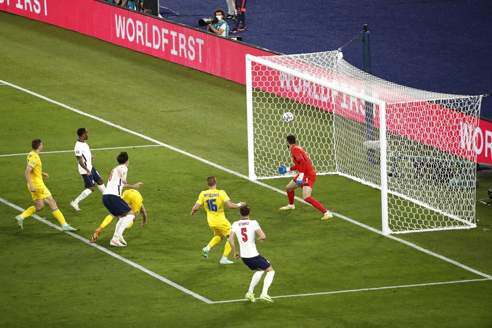 Luật của kẻ mạnh