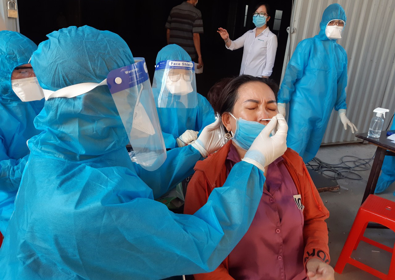 Khoanh vùng chậm nhất một giờ đồng hồ khi có kết quả xác định F0