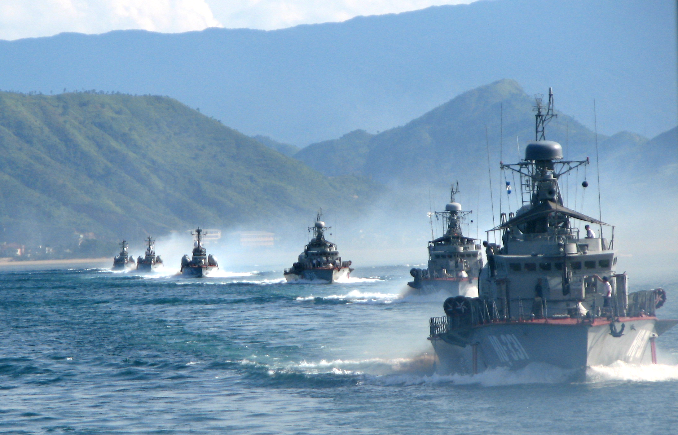 Hào khí đơn vị “đánh thắng trận đầu”