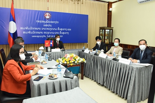 Hội hữu nghị hai nước Việt Nam-Lào điện đàm trao đổi nhiều vấn đề quan trọng