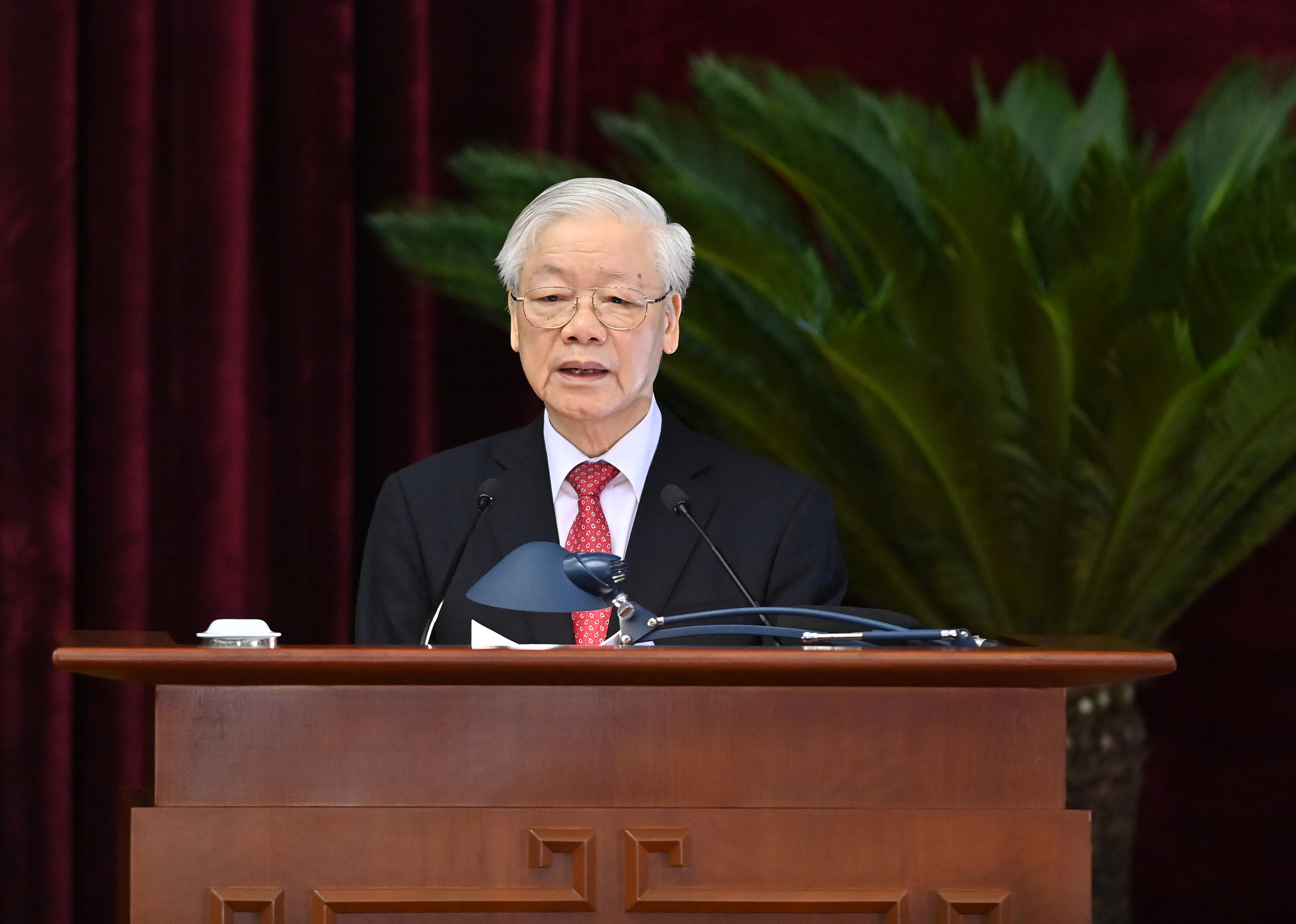 Lãnh đạo thực hiện tốt Nghị quyết Hội nghị Trung ương ba, góp phần hoàn thành thắng lợi Nghị quyết Đại hội XIII của Đảng (*)