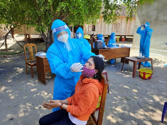 Hà Nội ghi nhận thêm 4 ca dương tính với virus SARS-CoV-2