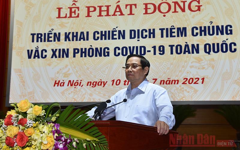 Cùng nhau quyết tâm thực hiện thành công chiến dịch tiêm chủng, đẩy lùi đại dịch Covid-19 (*)