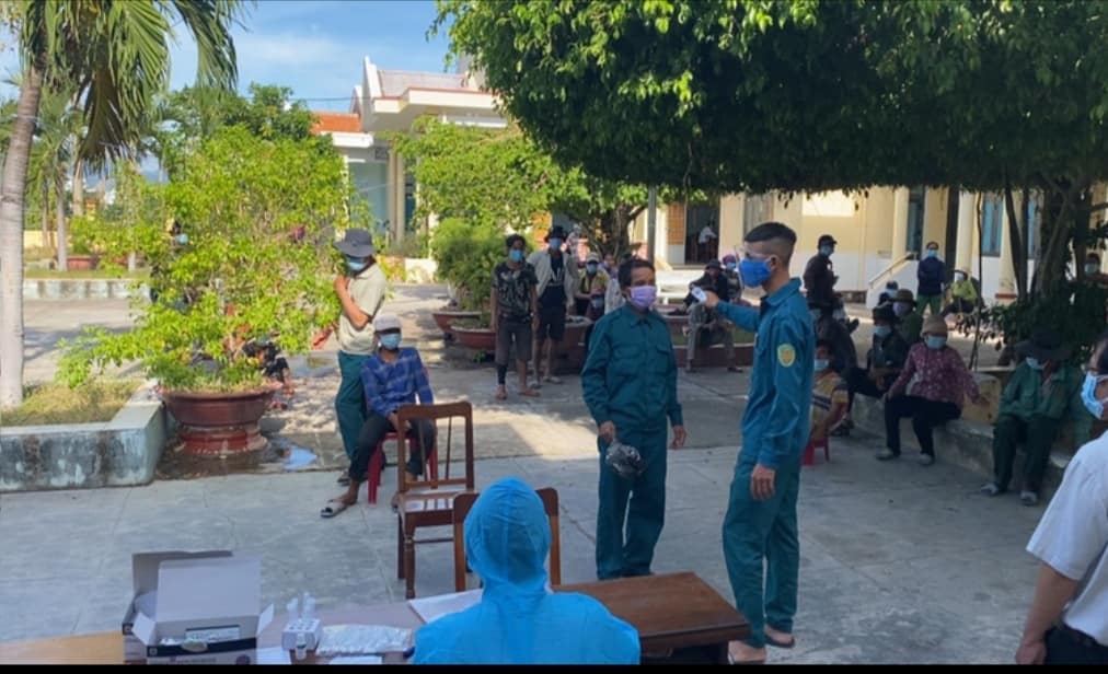 Chuyến xe sâu nặng nghĩa tình