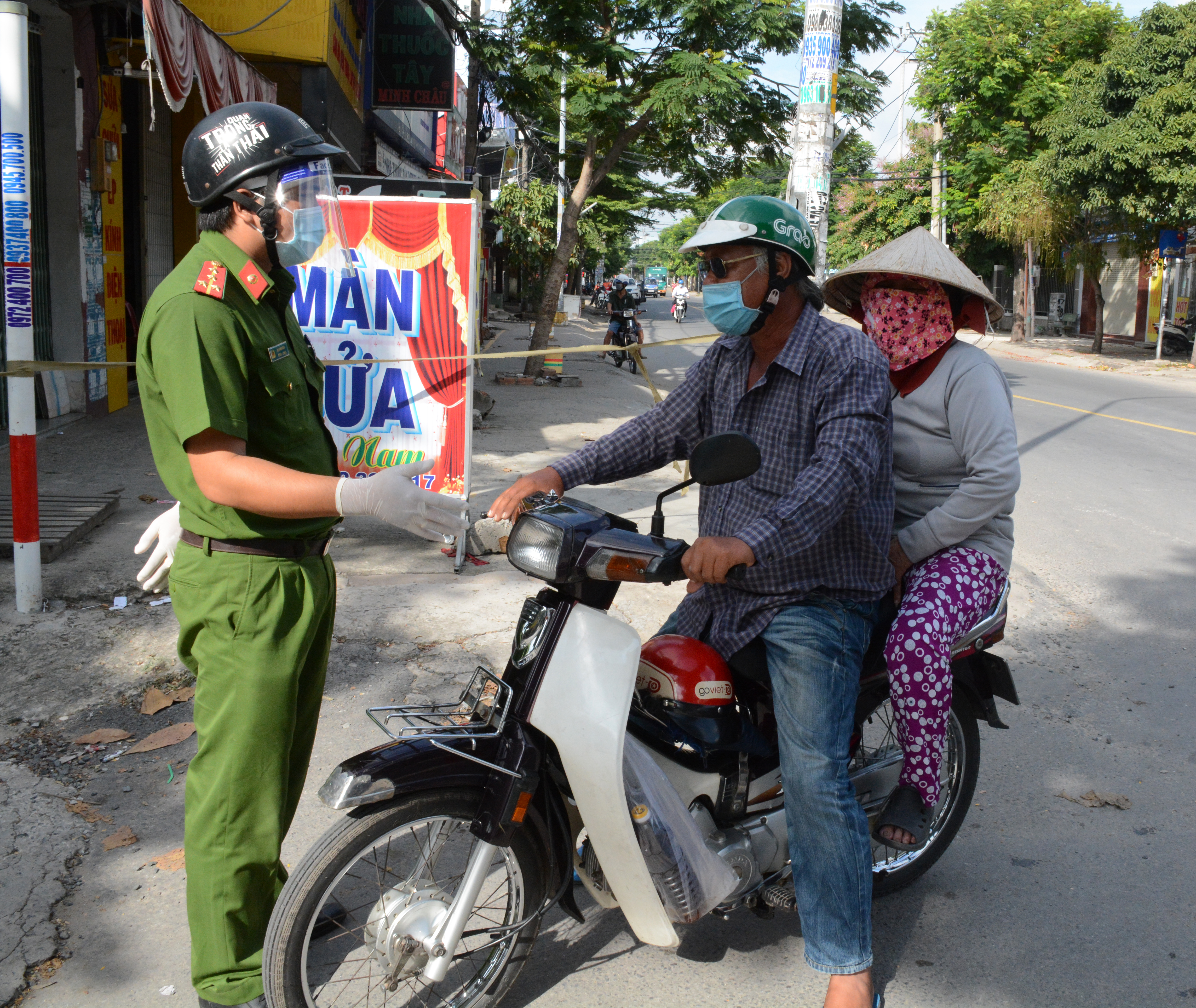  Đẩy mạnh tuyên truyền gắn với xử lý vi phạm