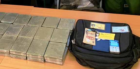 Tỉnh Điện Biên phá chuyên án thu giữ 60 bánh heroin