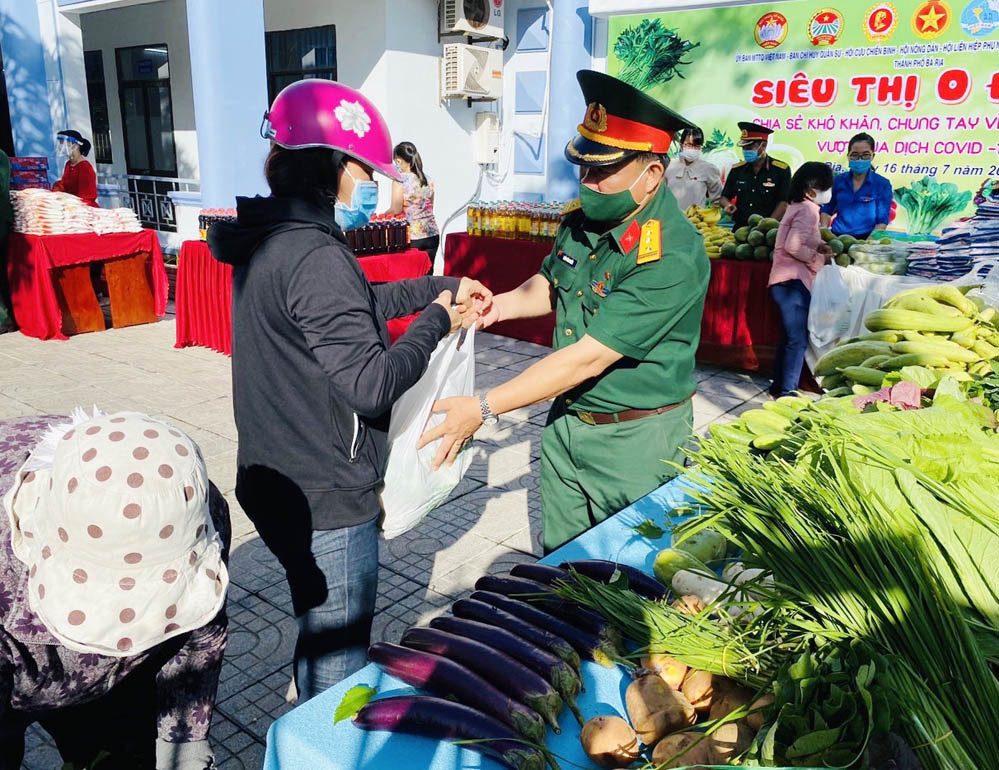 Nghĩa tình quân dân trong đại dịch