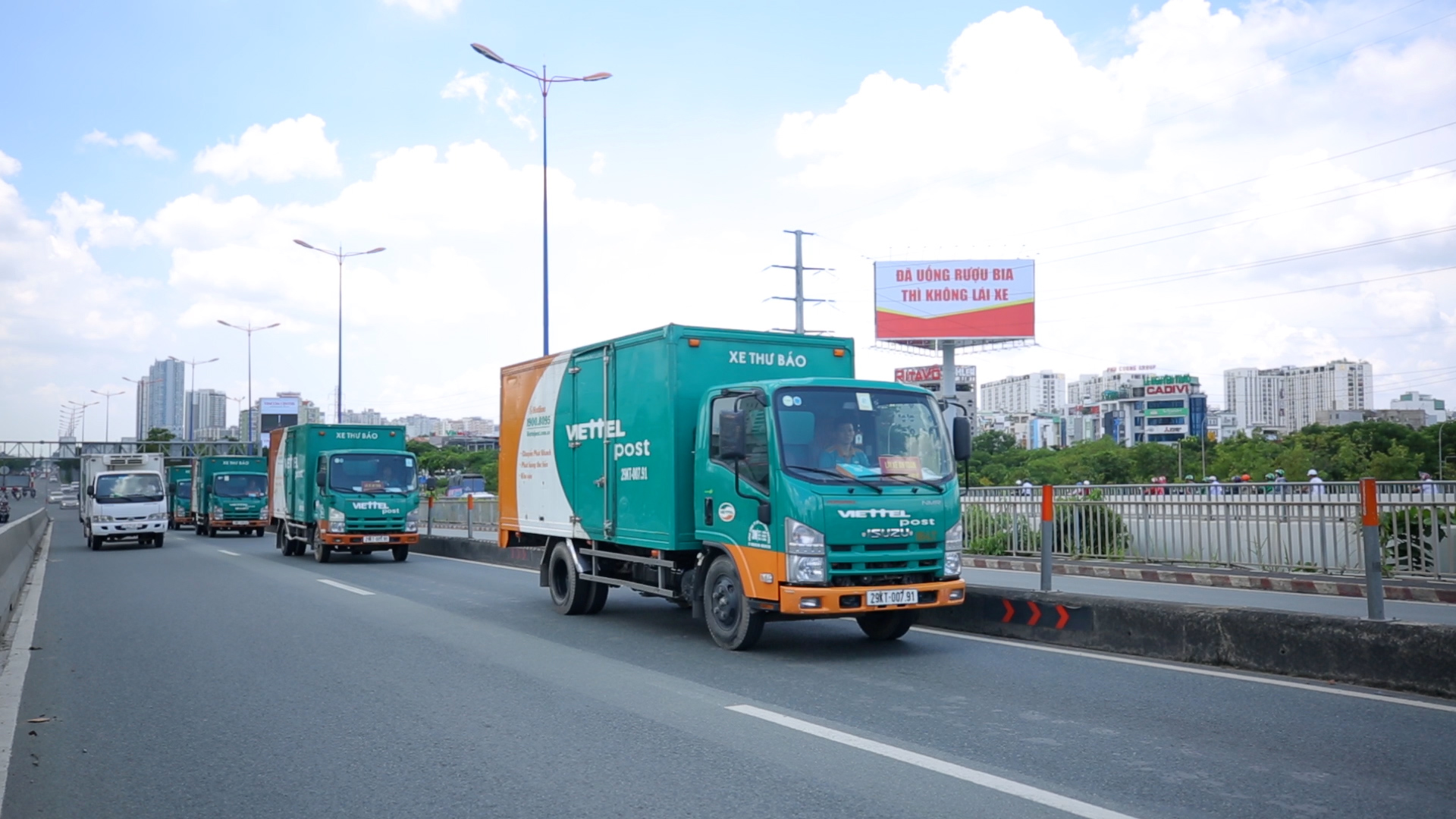 Cấp bách tạo luồng xanh để hàng hóa lưu thông thuận lợi