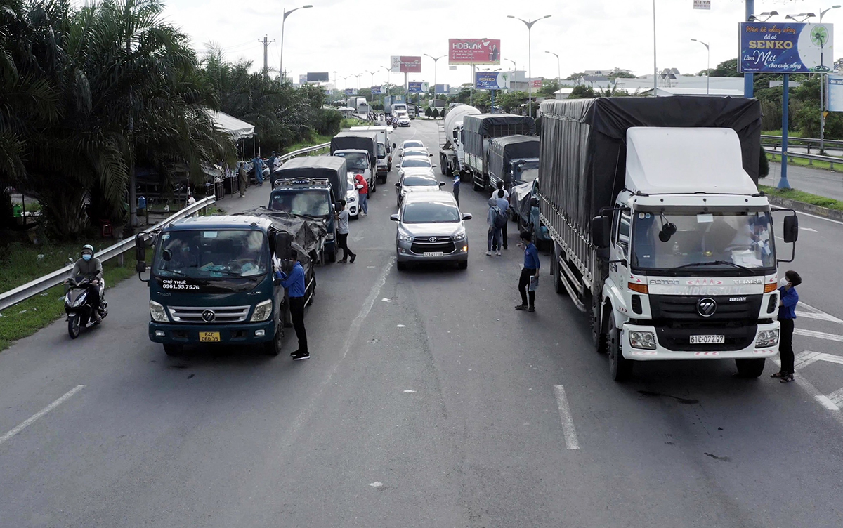 Miền Tây nâng cấp độ ứng phó với dịch Covid-19