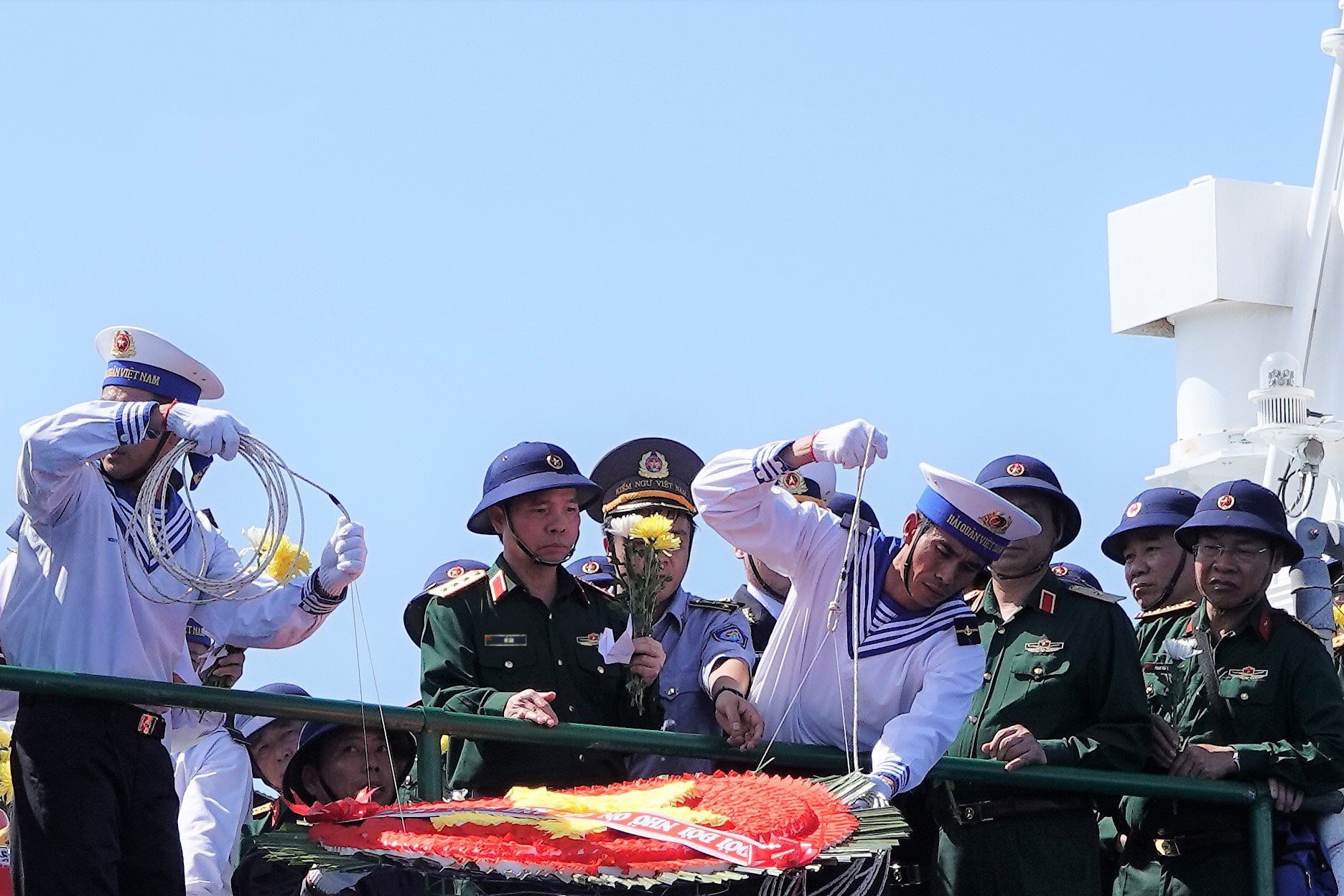 Tri ân liệt sĩ giữa biển trời Tổ quốc thiêng liêng