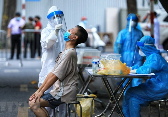 Hà Nội ghi nhận 53 trường hợp dương tính với virus SARS-CoV-2