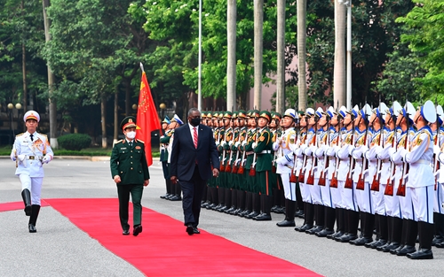 Bộ trưởng Quốc phòng Hoa Kỳ thăm chính thức Việt Nam