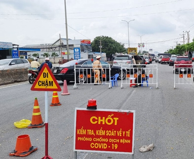 Ấm áp tình nghĩa láng giềng 