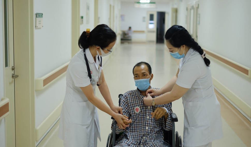 Vaccine Covid-19 ở bệnh nhân mắc bệnh máu ác tính